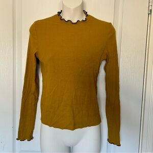 Zara Trafaluc Mustard Ruffle Edge Longsleeves Blouse Medium Fall/Winter